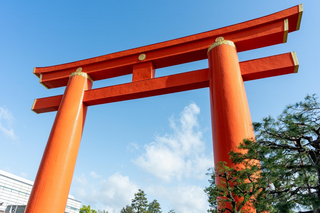 平安神宮の大鳥居